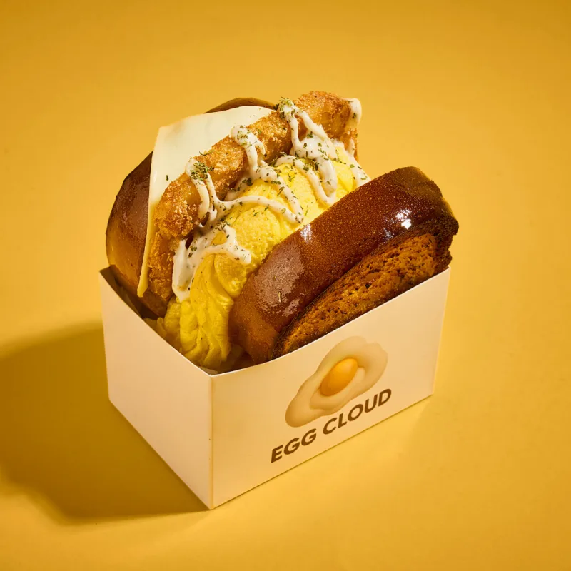 The Truffle Cloud egg sandwich with hashbrown and truffle aioli